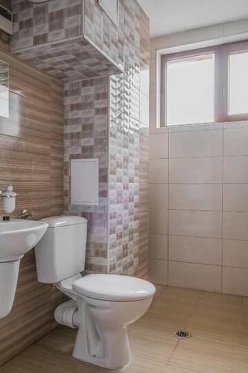 Фото номера Двухместный номер с 1 кроватью и балконом Гостевой дом Mini Complex Rilski Terasi г. Сапарева-Баня 3
