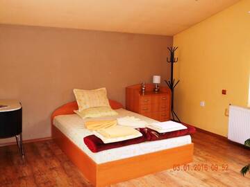Фото номера Улучшенный четырехместный номер Гостевой дом Guest House Zdravets г. Сапарева-Баня 8