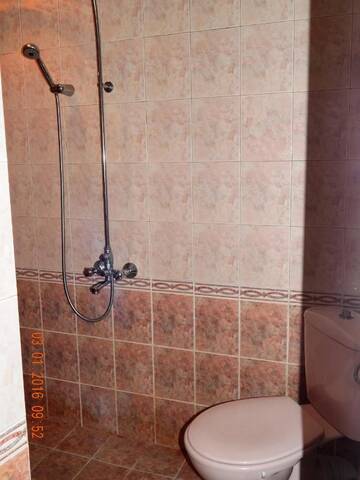 Фото номера Улучшенный четырехместный номер Гостевой дом Guest House Zdravets г. Сапарева-Баня 3