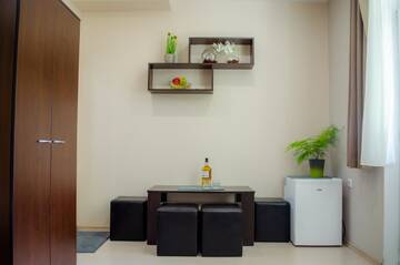 Фото номера Трехместный номер с окном Гостевой дом Guest House ViA г. Сапарева-Баня 4