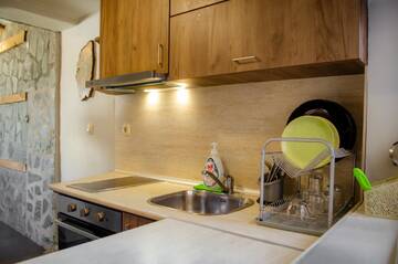 Фото номера Дом с 5 спальнями Гостевой дом Guest House ViA г. Сапарева-Баня 3