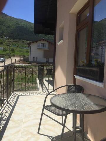 Фото номера Двухместный номер с 1 кроватью Гостевой дом Villa Koko Hills г. Сапарева-Баня 8