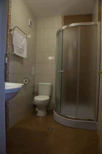 Фото номера Двухместный номер с 1 кроватью и балконом Отель Sveti Nikola Family Hotel Sapareva Banya г. Сапарева-Баня 3