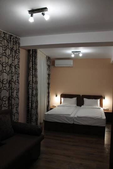 Фото номера Семейный номер-студио Гостевой дом Center Guest House г. Сапарева-Баня 3