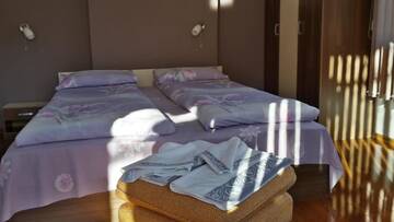 Фото номера Двухместный номер с 1 кроватью Гостевой дом Kyurkchievi Guest House г. Сапарева-Баня 8