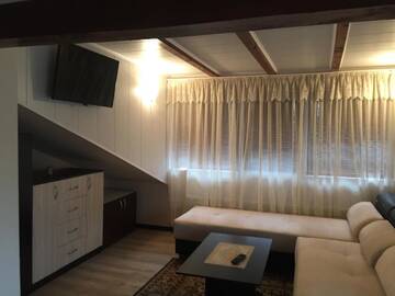 Фото номера Двухместный номер с 1 кроватью Гостевой дом Guest House Angelkovi г. Сапарева-Баня 5