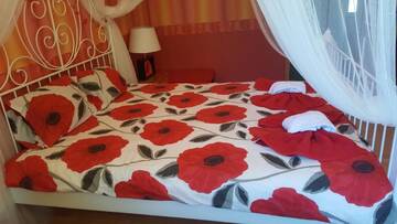 Фото номера Трехместный номер Гостевой дом Guesthouse Jasmin г. Сапарева-Баня 3