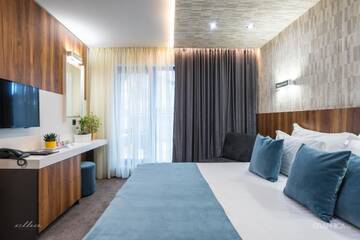 Фото номера Двухместный номер Делюкс с 1 кроватью Отель 103 Degrees Hotel &amp; Spa г. Сапарева-Баня 4