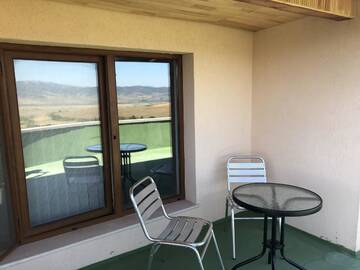 Фото номера Двухместный номер с 1 кроватью и балконом Гостевой дом Guest House Rest г. Сапарева-Баня 4
