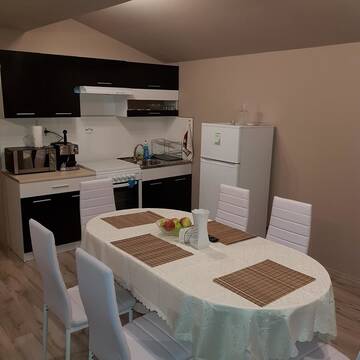 Фото номера Апартаменты с видом на горы Гостевой дом Guest House Ileana г. Сапарева-Баня 7
