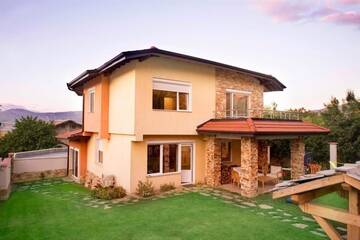 Фото номера Вилла с 3 спальнями Виллы Villa Detelina г. Сапарева-Баня 46